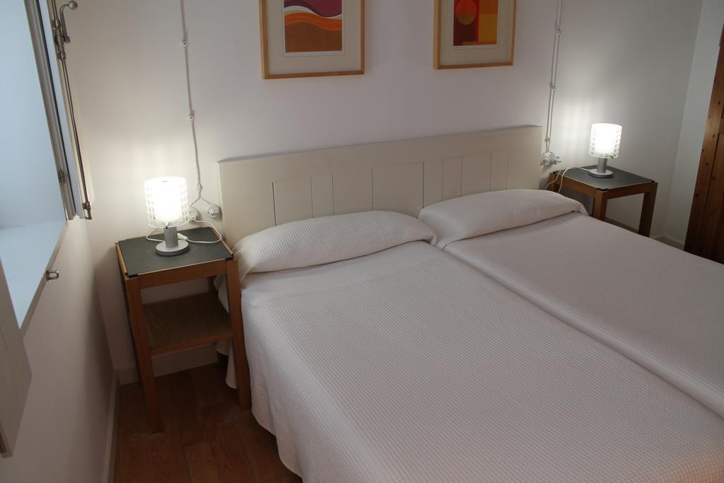 Pension Con Encanto San Martino Pinario Hotel Santiago de Compostela Room photo